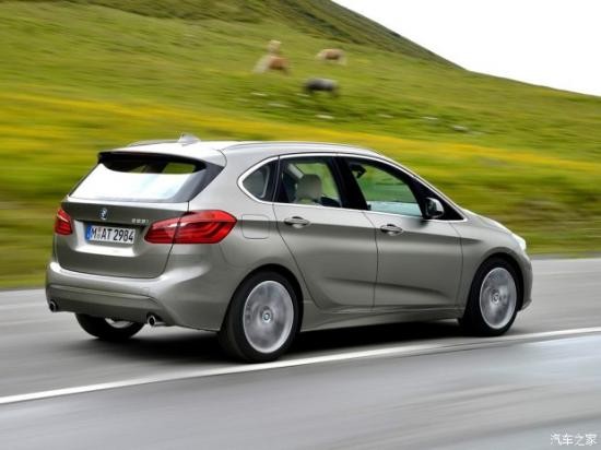 R(M) R2ϵActive Tourer 2014 225i